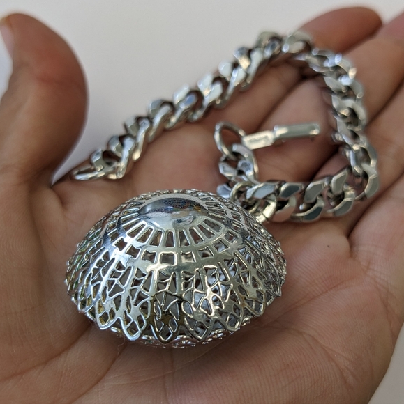 EVC CROWN TRIFARI SILVER TONE BRACELET - Picture 13 of 14